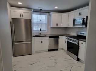 23 Mary Ave #3, East Providence, RI 02914