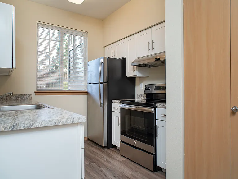 1 Bed 1 Bath Standard - 623 SqFt 1 Bed 1 Bath Standard - 623 SqFt