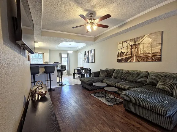 205 Briar Creek Dr, Crandall, TX 75114