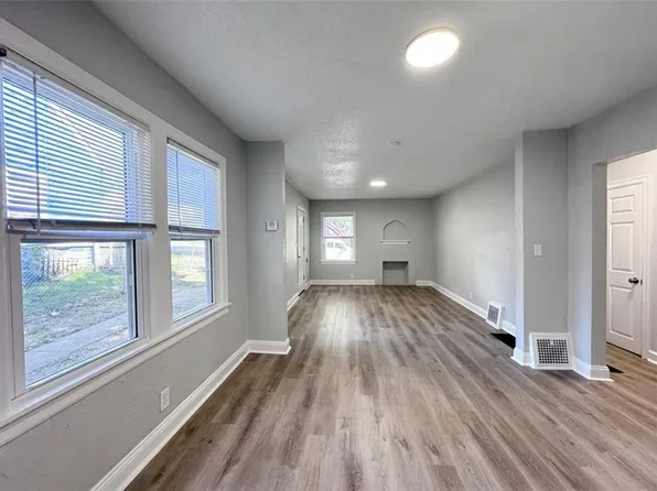 3847 E 60th Ter, Kansas City, MO 64130