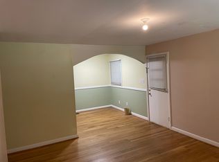 3813 Edgewood Terrace Rd, Greensboro, NC 27406