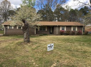 115 Larkwood Cir, Rainbow City, AL 35906