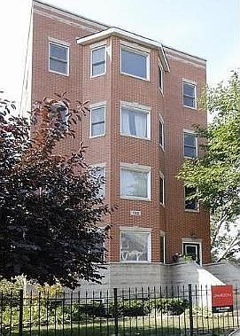 1st image of 1102 N Wood St APT 4