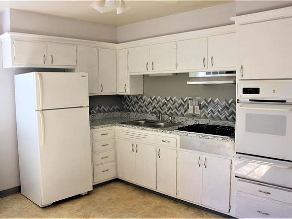 Kitchen with appliances