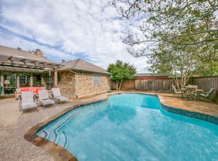 12422 Pleasant Valley Dr, Dallas, TX 75243