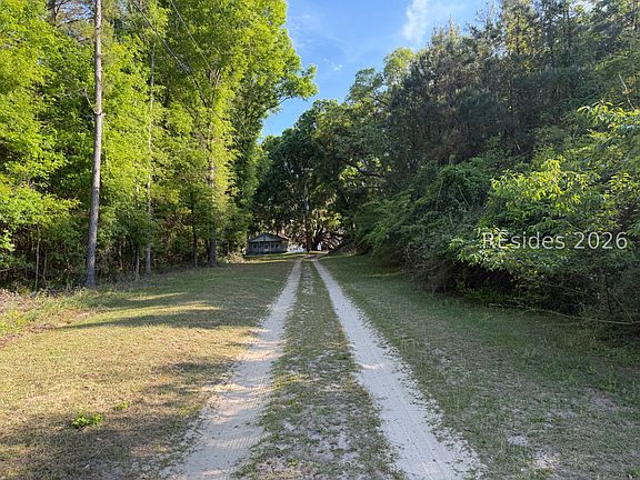 3rd image of 41 Pearl Harbor Ln