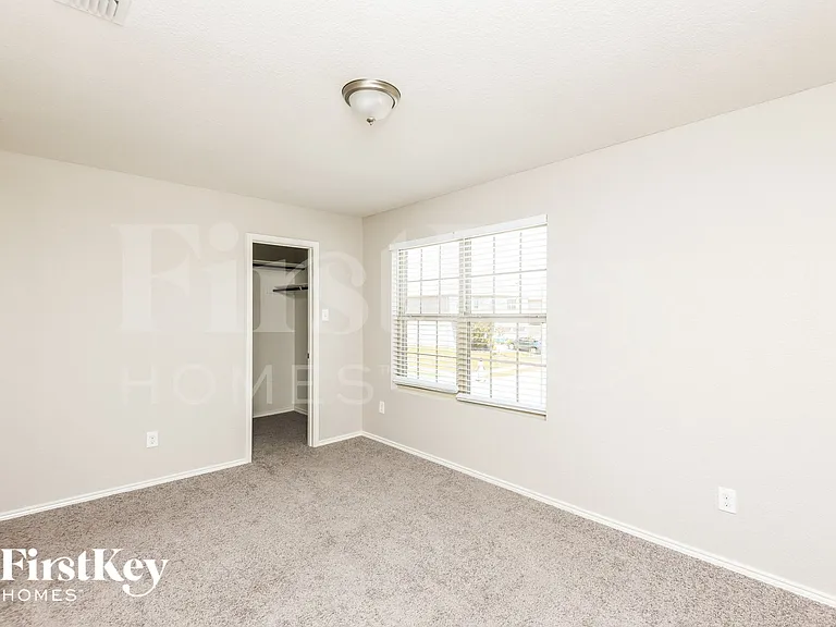 3000 Whitetail Chase Dr — Photo 11