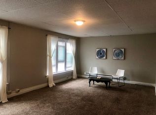 68 1/2 W 4th St, Winona, MN 55987