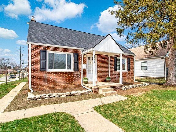3rd image of 3073 Oaklawn St