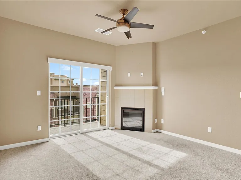 1144 Rockhurst Dr #401 — Photo 5