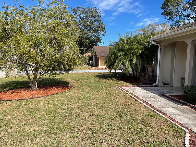12414 Parchment Dr — Photo 3