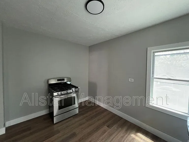 8201 Denison Ave #DENISON AVENUE 8201 — Photo 11