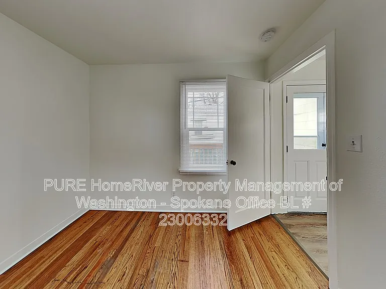 2214 W Buckeye Ave — Photo 6