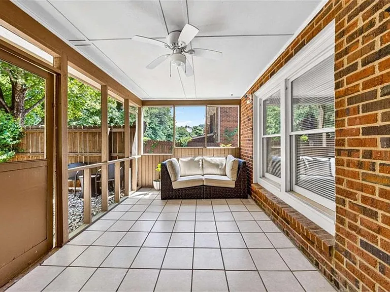 6117 Queen Anne Ct — Photo 23