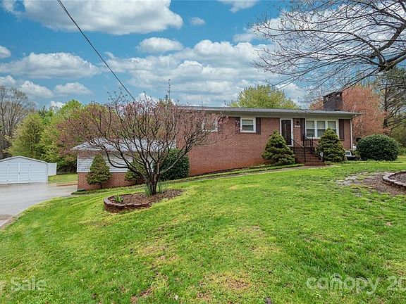 2nd image of 2258 Amelia Ct