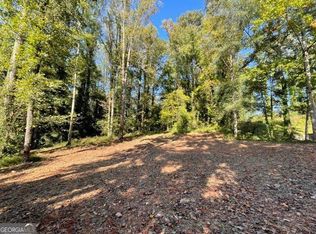 447 Martindale Ct, Stone Mountain, GA 30088