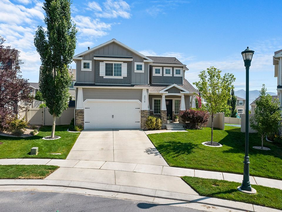 1st image of 4979 E Oakwood Dr N
