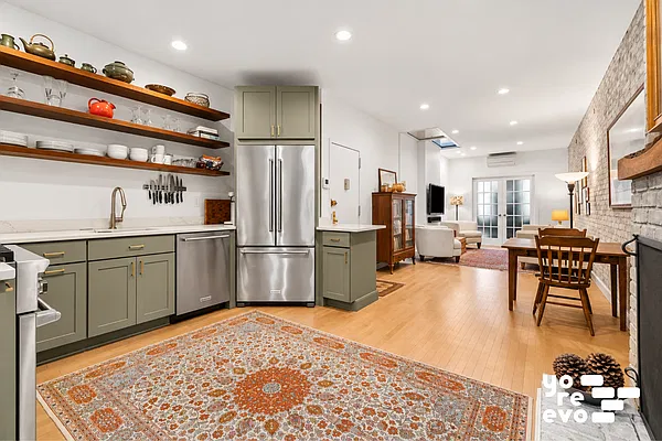 Kitchen, photo 2