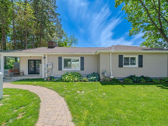2nd image of 12569 Crystal Lake Dr S