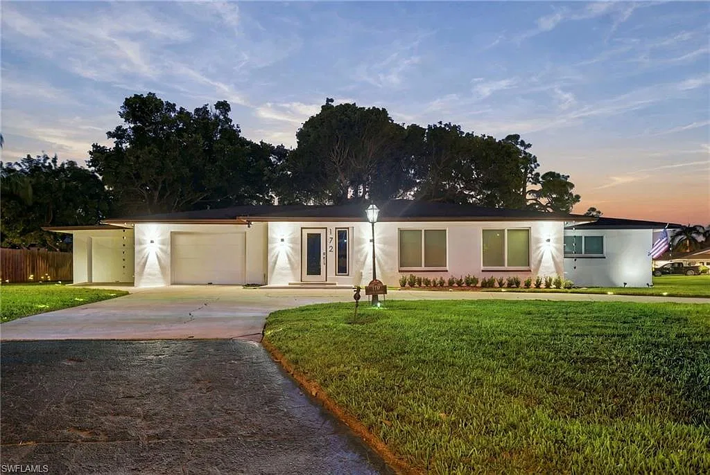 3 bed, 3.0 bath, 1936 sqft, $10,000 — Photo 2