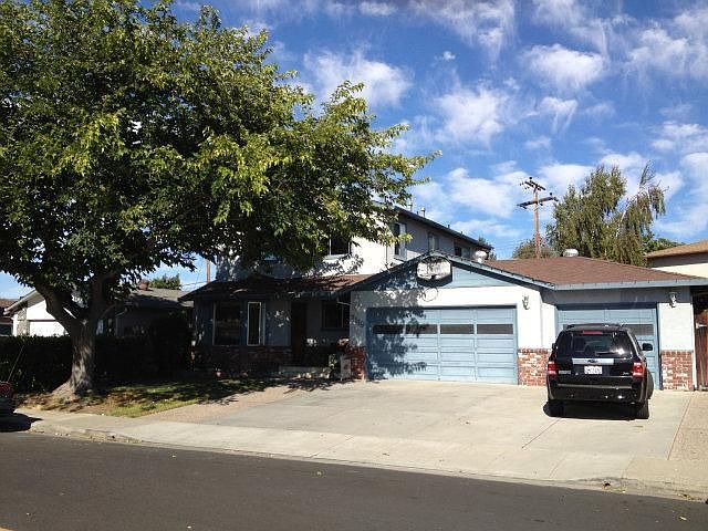 1st image of 2119 Stebbins Ave