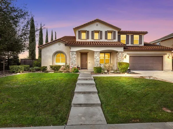 455 Peacock Way, Vacaville, CA 95688