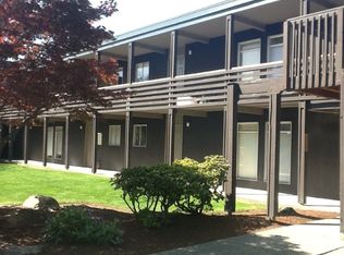 22612 6th Ave S APT 3, Des Moines, WA 98198