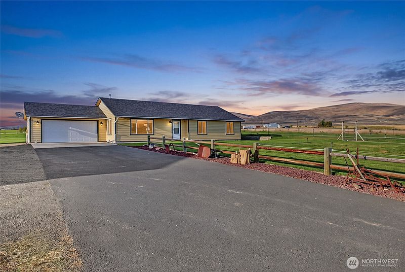 2nd image of 16641 Upper Badger Pocket Road