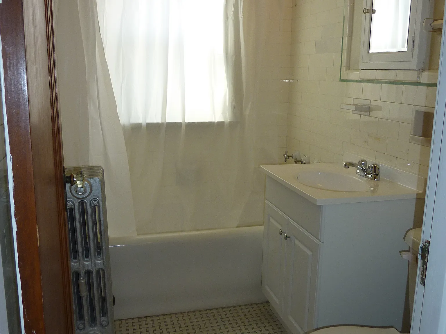 1 bed, 645 sqft, $920 — Photo 4