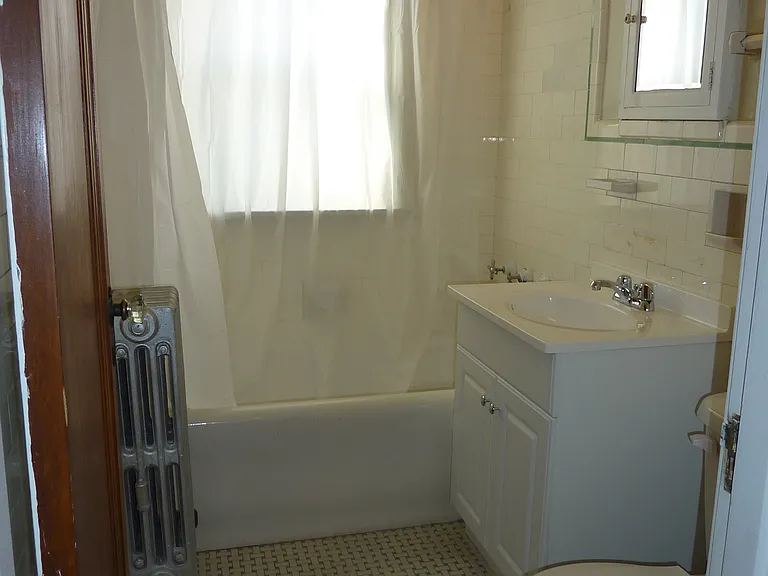 6416 Oakland Ave — Photo 7