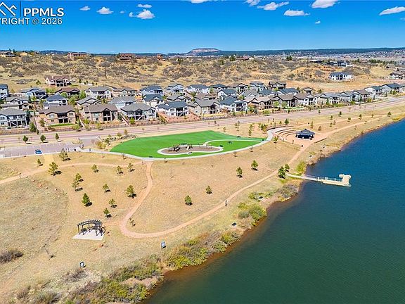 4th image of 2974 Lakefront Dr