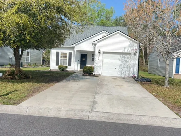 323 Bellegrove Dr, Myrtle Beach, SC 29579