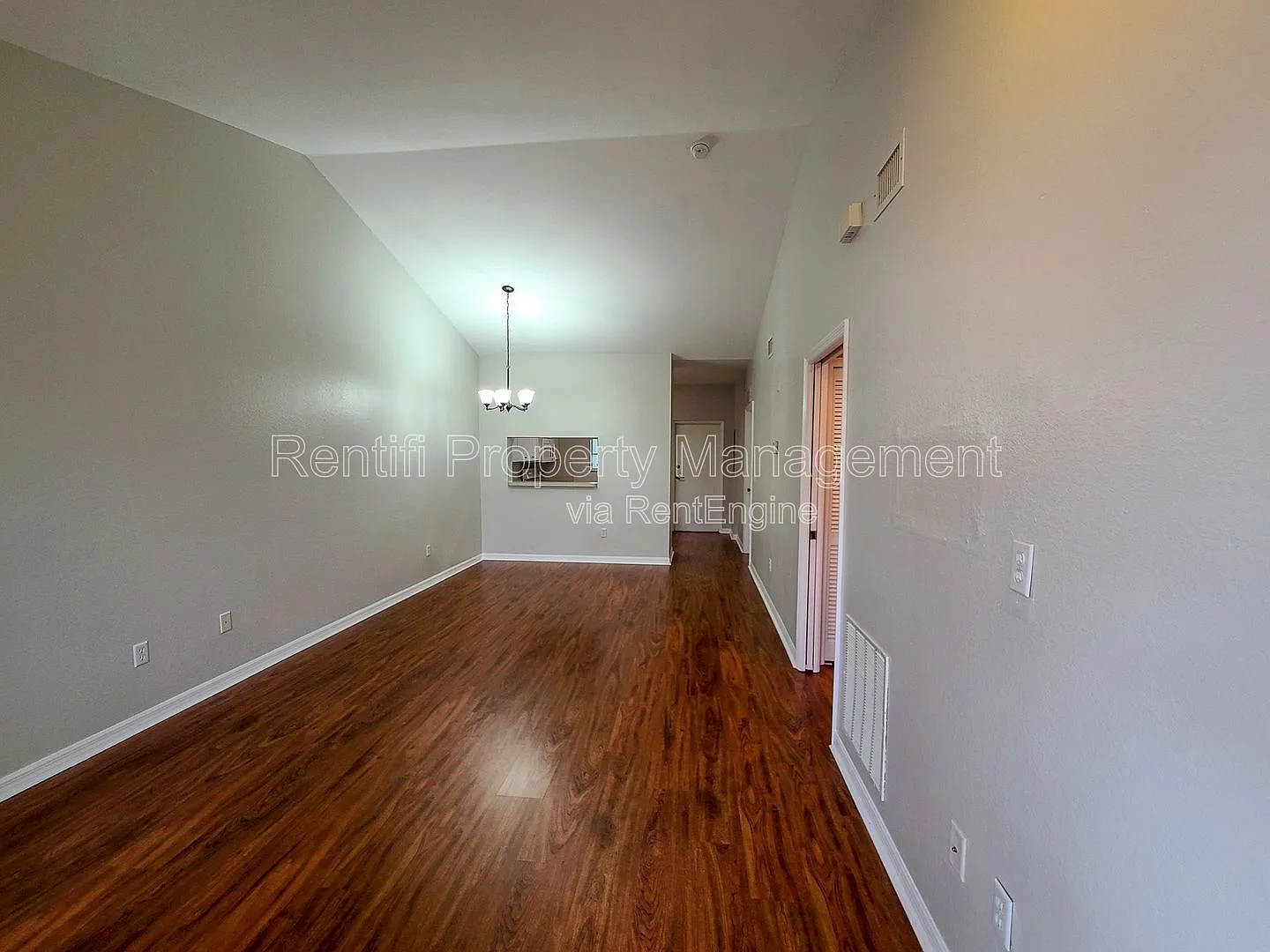 2 bed, 2.0 bath, 932 sqft, $1,325 — Photo 3