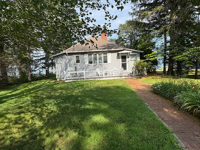 219 Seaside Ave — Photo 18