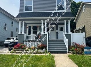 61 Townsend Ave #B, Newburgh, NY 12550