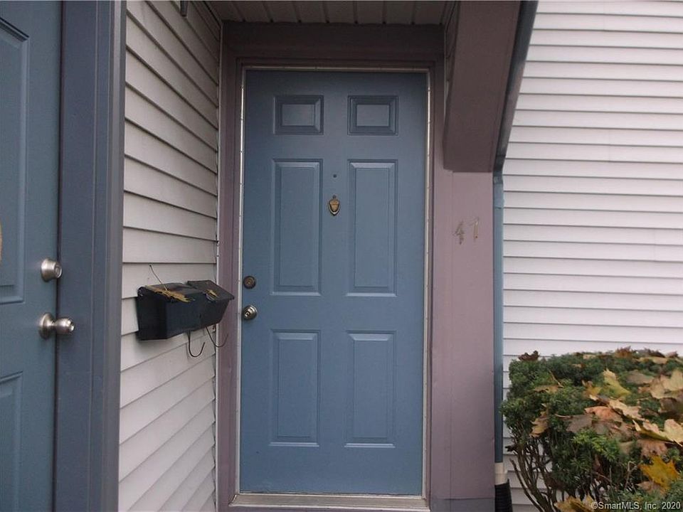 1st image of 47 Candlewood Dr #47