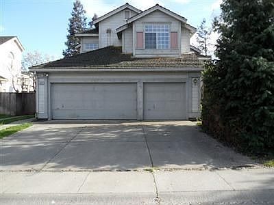 2nd image of 6812 Hollybrook Dr