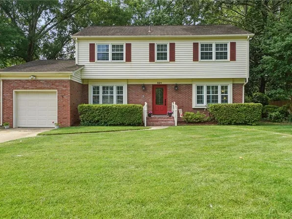 521 Kingston Dr, Virginia Beach, VA 23452