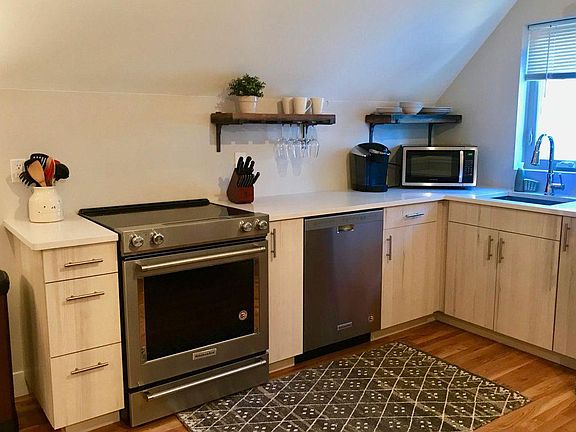5th image of 3308 N Lafayette St #Furnished
