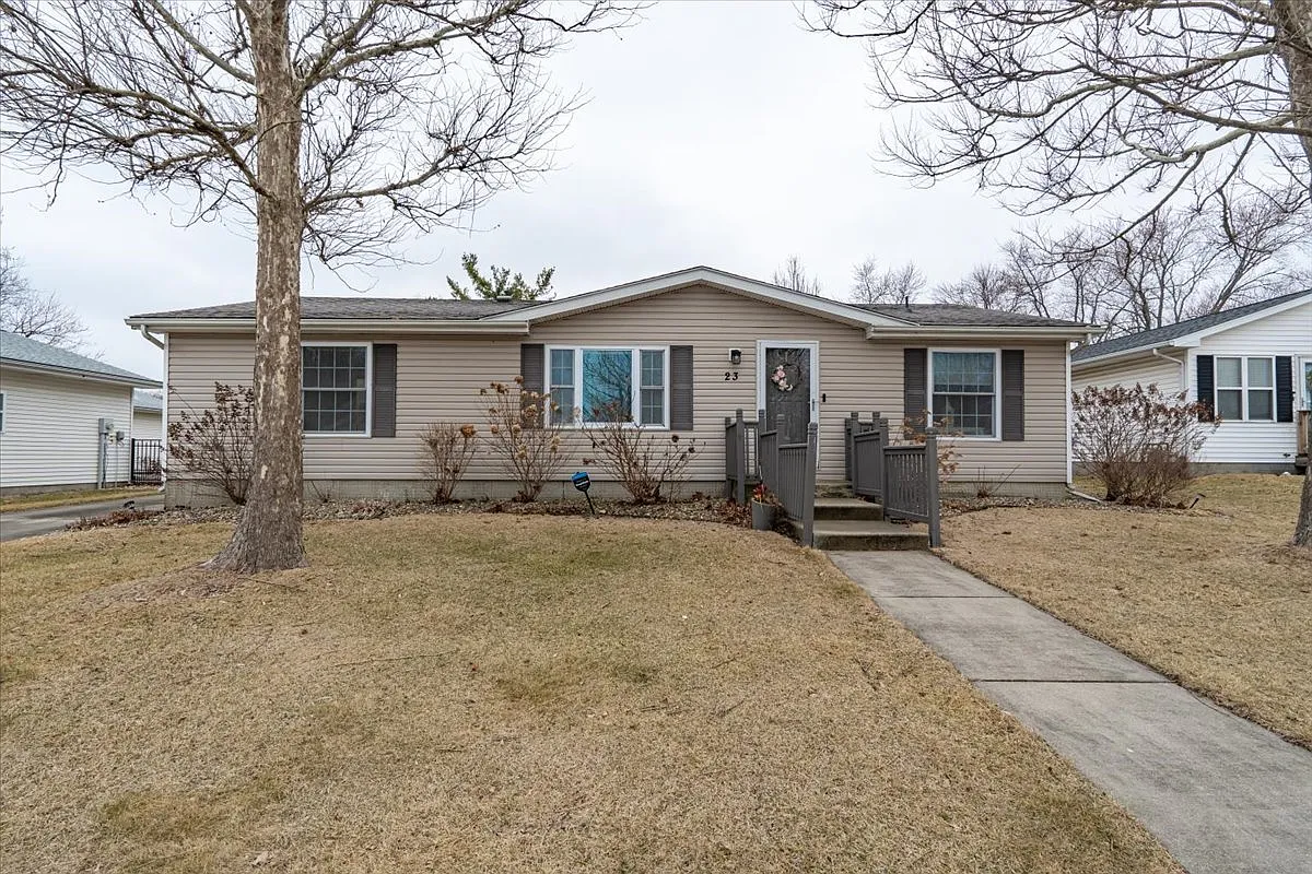 23 Geneva Ct photo 1