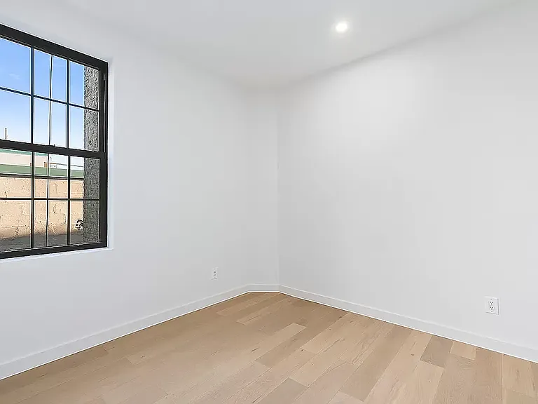 96 Sterling Pl #1B — Photo 13