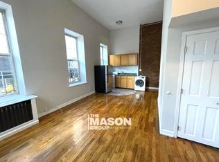 470 W 23rd St #208, New York, NY 10011