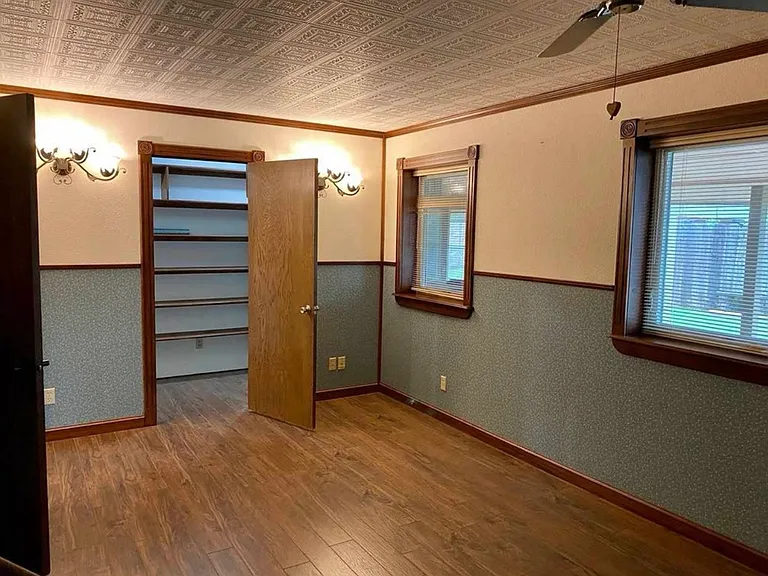 214 Tanglewood St #1 — Photo 4