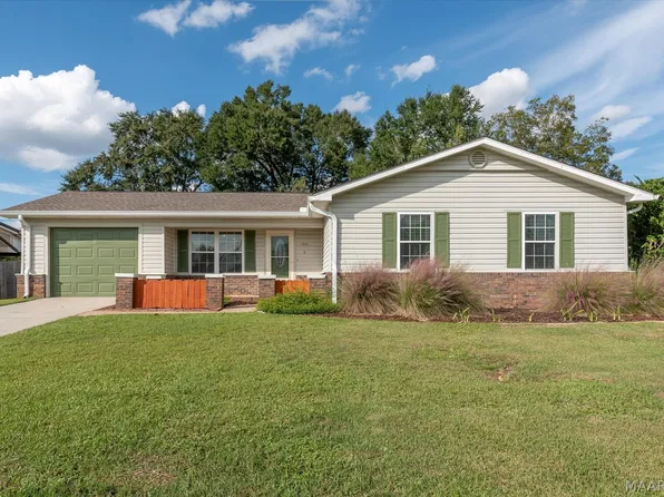 102 Lightfoot Dr, Enterprise, AL 36330