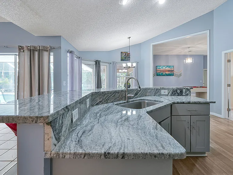 17 Wayland Pl — Photo 18