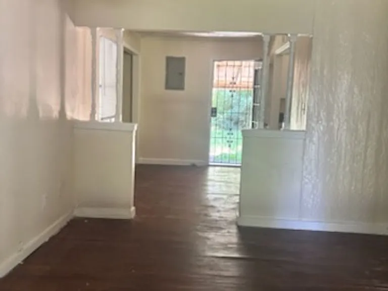 5076 London Ln — Photo 6