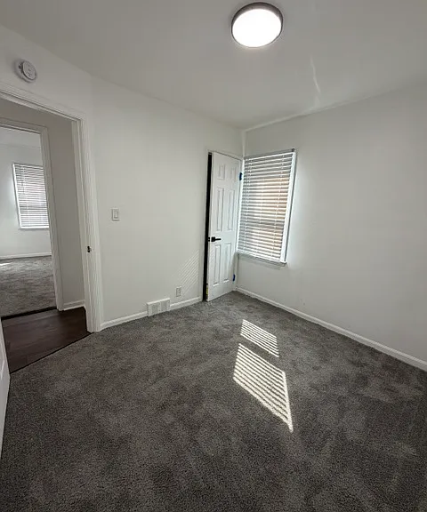 10945 Peerless St — Photo 16