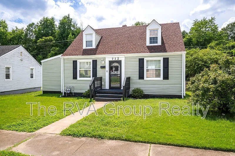 4 bed, 2.0 bath, 1597 sqft, $2,295 — Photo 3