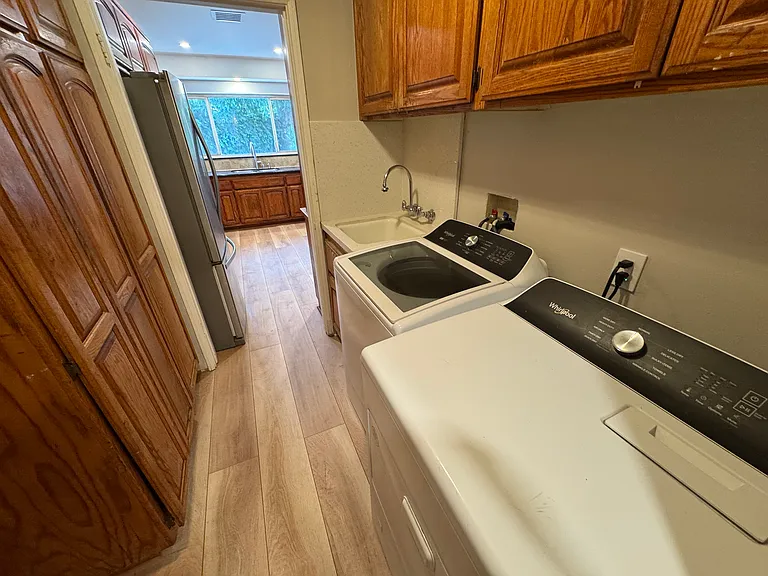 8606 Casaba Ave — Photo 9