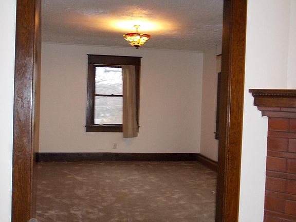 2nd image of 2322 Nowland Ave
